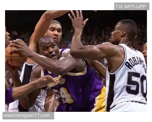 11月25日马刺对决劲敌期待精彩比赛与球星对抗的巅峰时刻 11月25日马刺对决劲敌期待精彩比赛与球星对抗的巅峰时刻