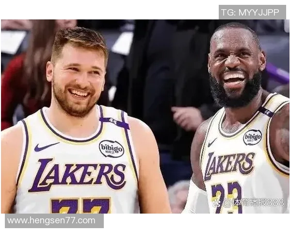 11月23日勇士与雷霆精彩对决全程回顾与赛后分析