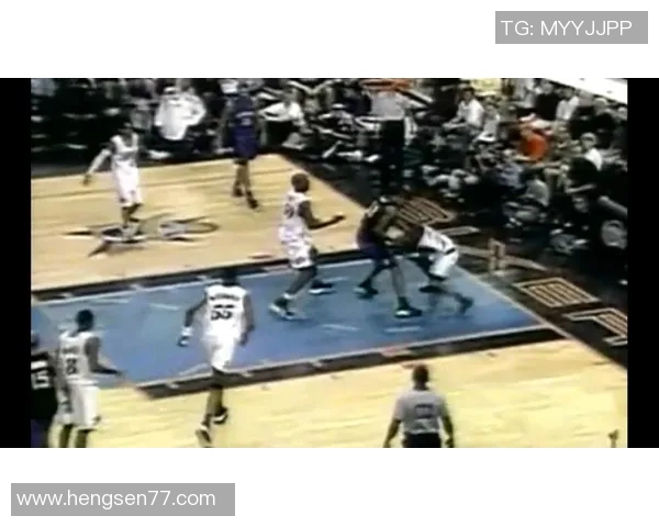 2001年NBA总决赛卡特与艾弗森的巅峰对决与传奇时刻回顾 2001年NBA总决赛卡特与艾弗森的巅峰对决与传奇时刻回顾