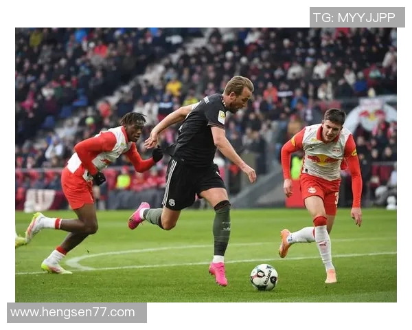 友谊赛精彩对决拜仁慕尼黑迎战汉堡队展现足球魅力与团队精神