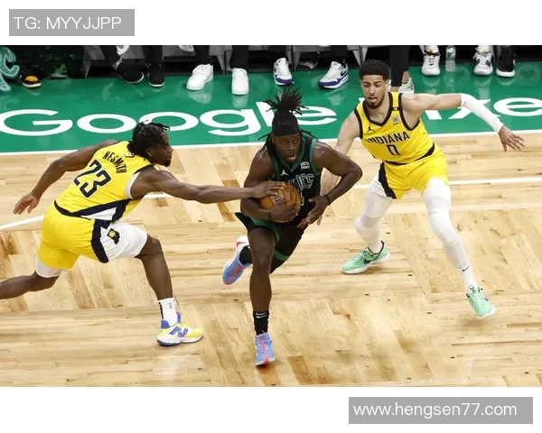 雄鹿与热火对决精彩回顾第几场比赛的关键时刻与战术分析 雄鹿与热火对决精彩回顾第几场比赛的关键时刻与战术分析