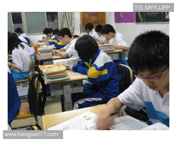 2015年与岚补中对比分析探讨其在文化与社会影响上的异同