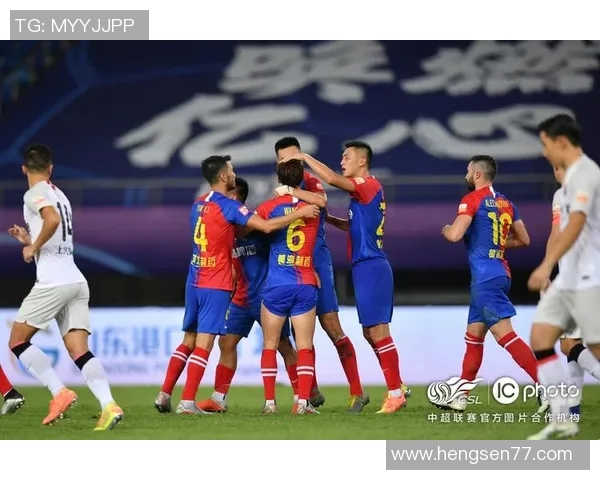 上港对阵青岛精彩直播全程回顾与赛后分析尽在这里