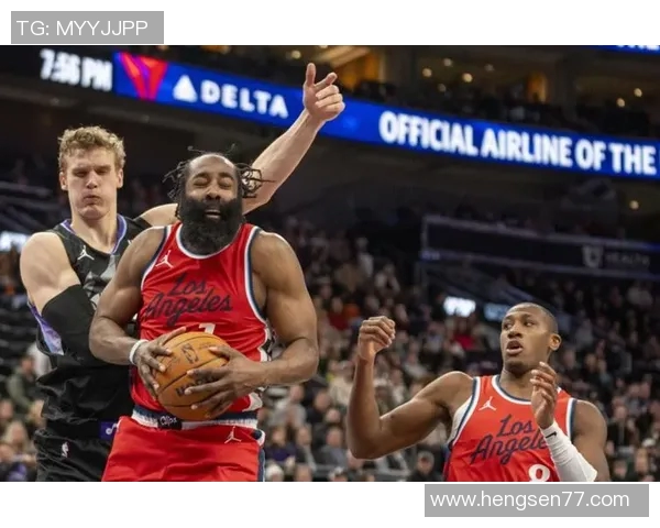 勇士与快船激战回顾2017年10月31日精彩录像分析与赛后点评