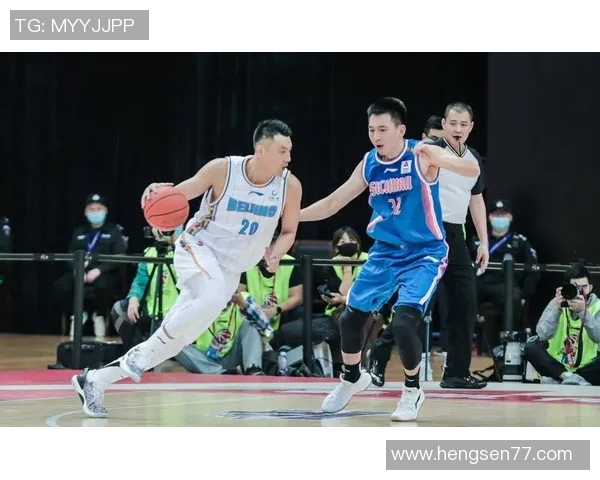 四川男篮对阵首钢的精彩赛程安排与赛事分析