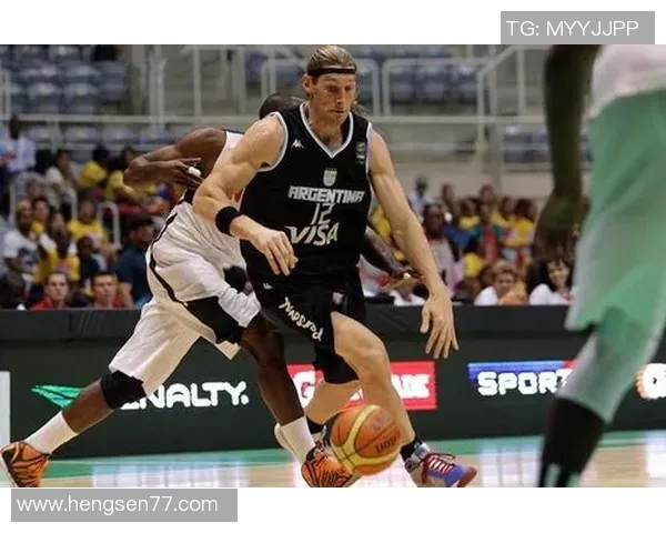 篮球明星遭遇车祸现场揭秘事故背后隐藏的故事与影响分析